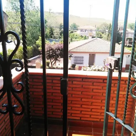 A 20 Minutos De La Alhambra *